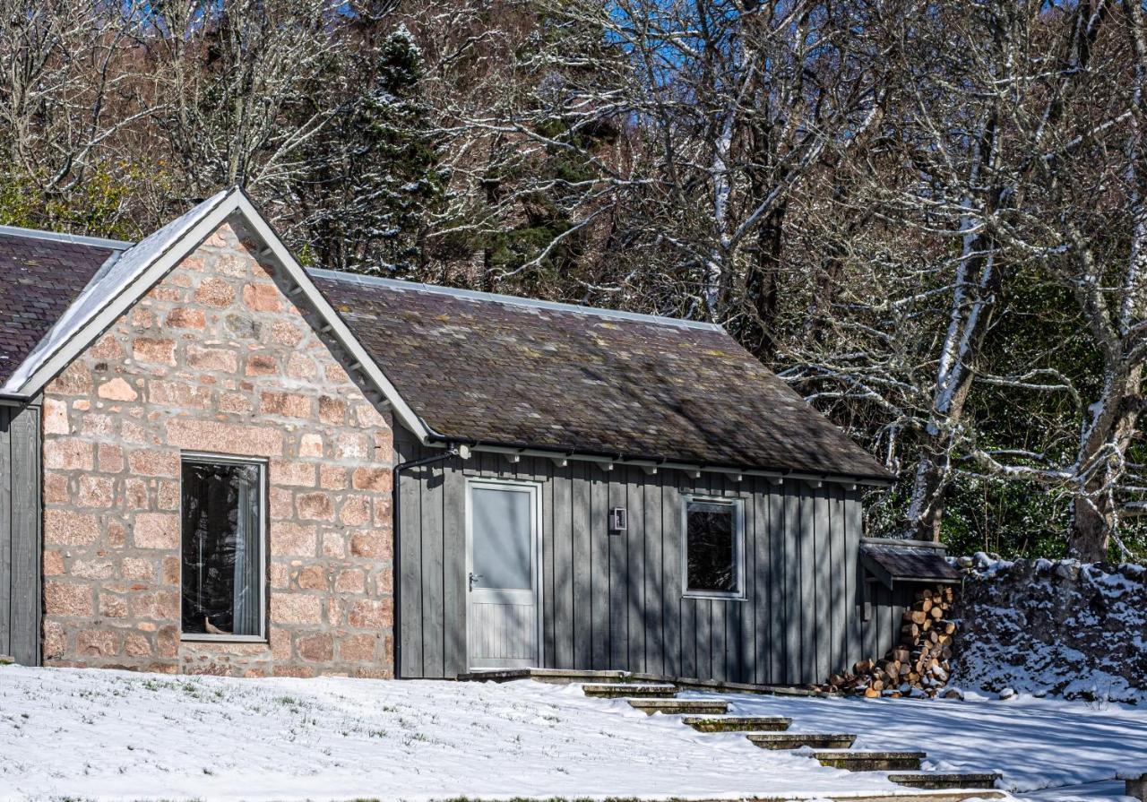 Villa The Kennels Ballogie Exterior foto